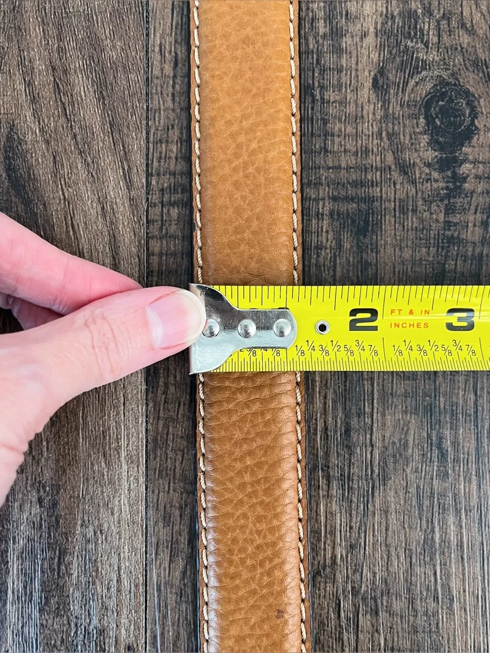 Lucky Brand Pebbled Leather Belt Solid Brass Buckle Preppy Classic Size 42 Tan